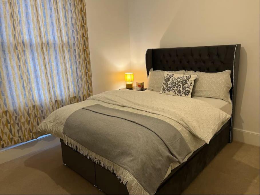 Two Bedroom Flat In לונדון מראה חיצוני תמונה